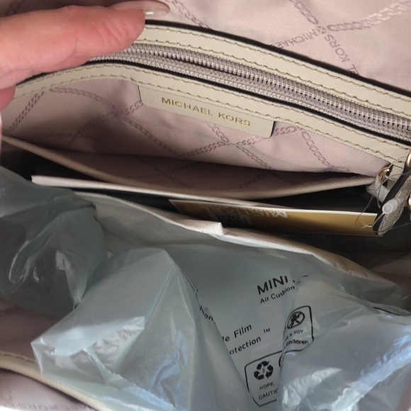 NWT Michael Kors leather satchel sand w lizard accents zip top 13x9x5 - Picture 5 of 8